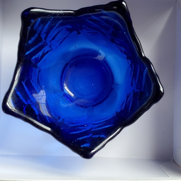 Upper Canada Tulip Shape Cobalt Blue Glass Candle Holders Set of 2 - Picture 4 of 9